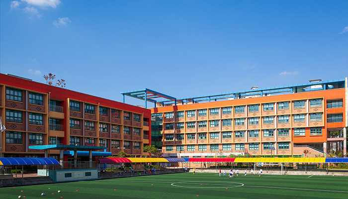 학교
